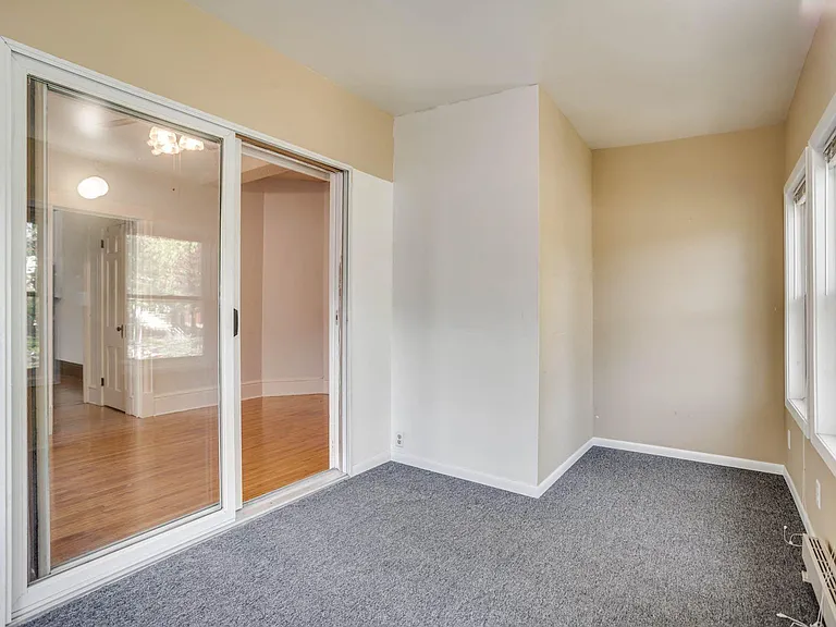 3040 James Ave S #1 — Photo 8