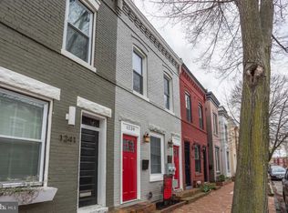 1239 Linden Pl NE, Washington, DC 20002