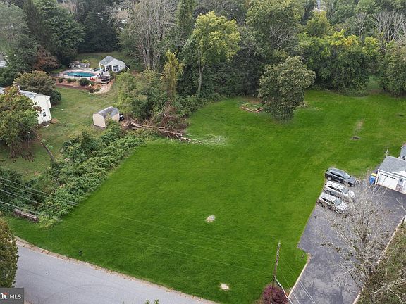 4th image of 0 Marlborough Ln