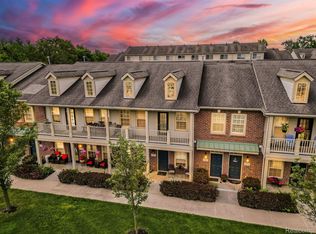 482 Village Dr, Walled Lake, MI 48390