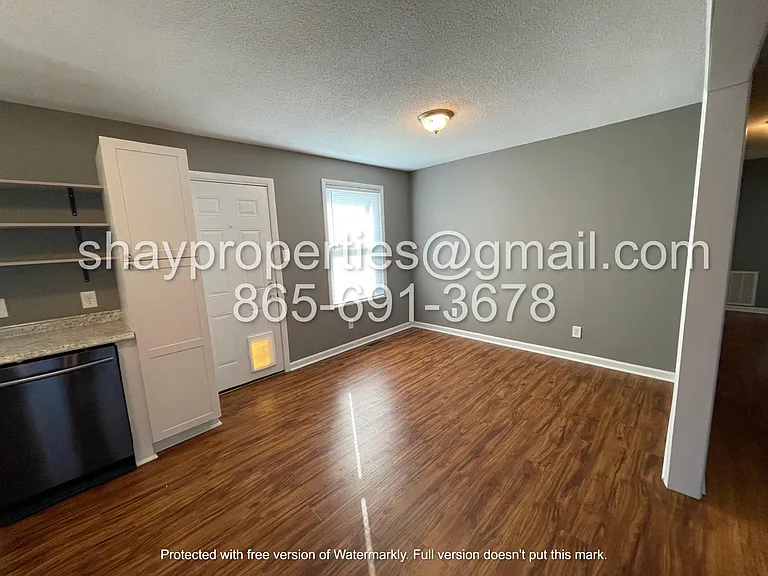 8220 Fallen Rock Dr — Photo 6