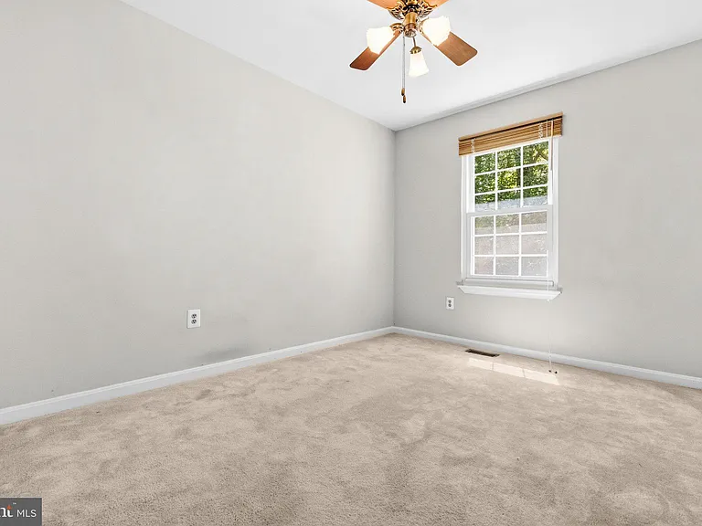 6088 Heatherwood Dr — Photo 16