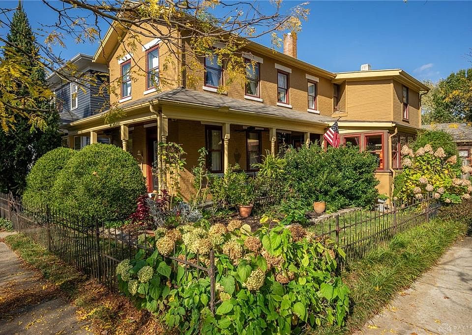 1st image of 251 Green St