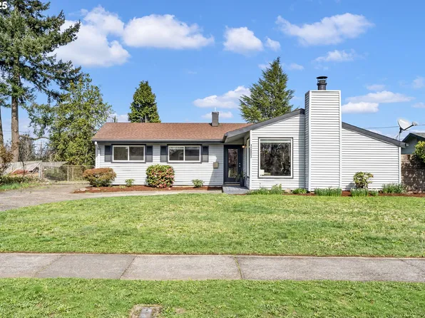 12603 NE Russell St, Portland, OR 97230