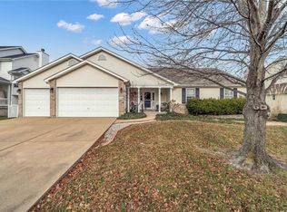 1444 Soaring Eagle Dr, O'Fallon, MO 63366