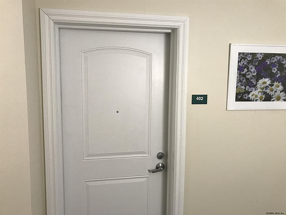 3rd image of 8 Wall St APT 402