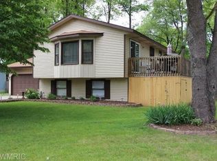 151 Liberty St, Holland, MI 49424