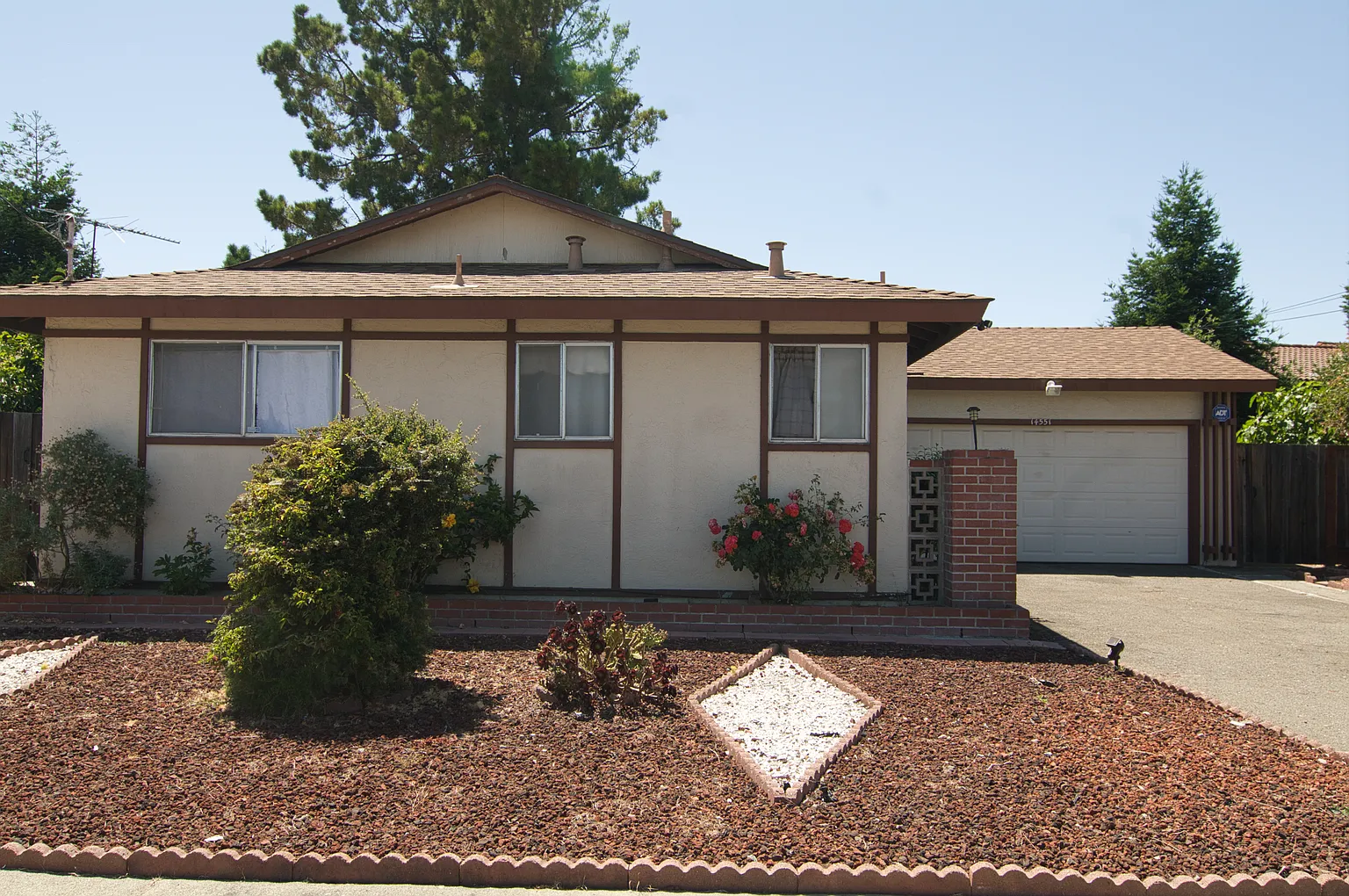 14551 Acapulco Rd photo 1