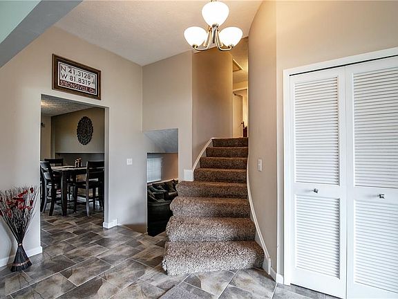 2nd image of 20746 Parkwood Ln