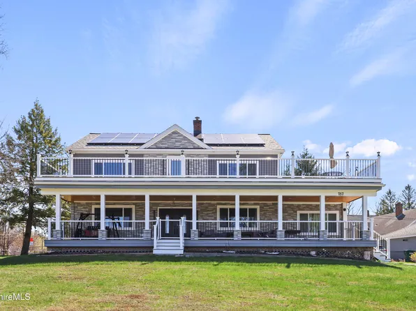 757 S Main St, Lanesborough, MA 01237