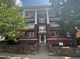 Knaack - 105-107, Kansas City, MO 64111