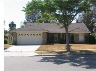 738 Canary Ln, Corona, CA 92879