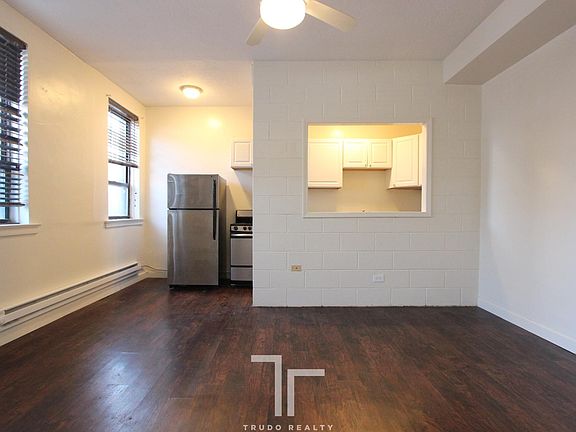 4th image of 3345 N Marshfield Ave #3