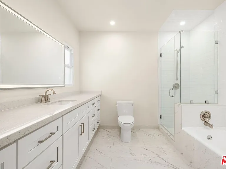 120 S Poinsettia Pl — Photo 15