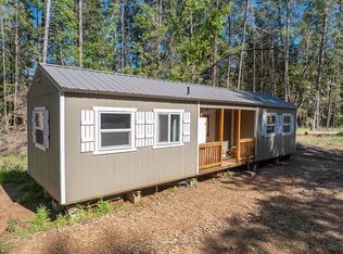 382 Garner Rd, Cave Junction, OR 97523