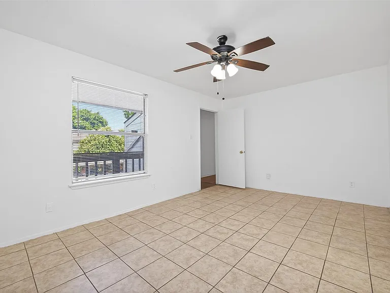6001 Reims Rd #802 — Photo 21