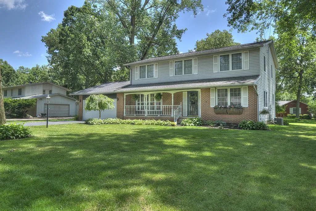 1235 Skeawood Dr photo 1