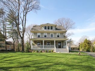 061 Bellvale Rd, Mountain Lakes, NJ 07046