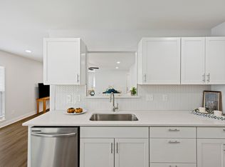 210 Island Green Rd, Goose Creek, SC 29445