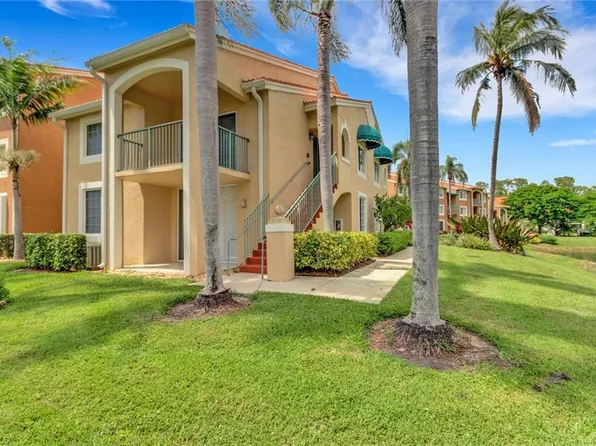 1195 Wildwood Lakes Blvd APT 202, Naples, FL 34104