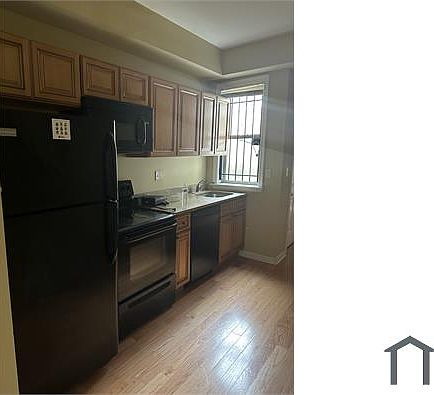 2nd image of 2316 N Park Ave #A