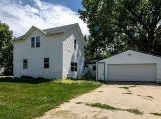 201 Park St S, Saint Clair, MN 56080