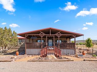 610 W VALLERI ANN Road, Paulden, AZ 86334