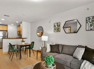 333 W Mifflin St Unit 2090, Madison, WI 53703