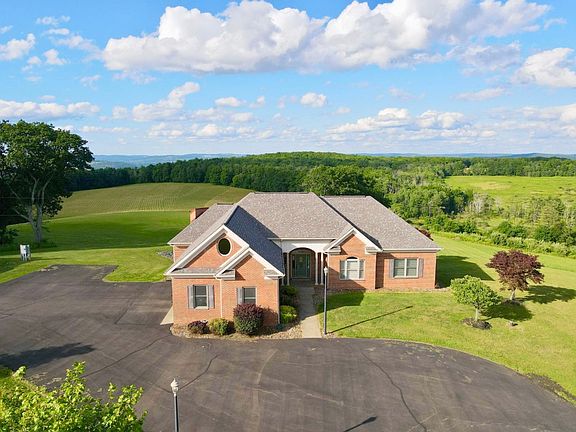 3rd image of 55 Townsend Way