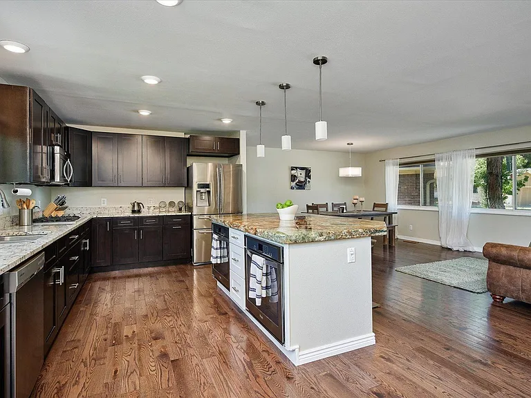 2242 S Poplar St — Photo 6