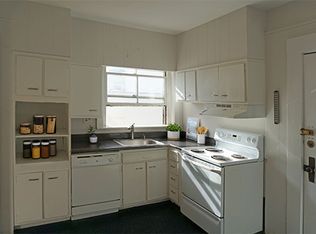 1800 Massachusetts Ave APT 23, Cambridge, MA 02140