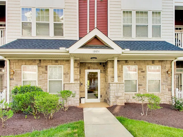 13851 Belle Chasse Blvd #213 — Photo 38