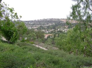 8566 E Canyon Vista Dr, Anaheim, CA 92808