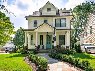 590 Smith Ave, Birmingham, MI, 48009