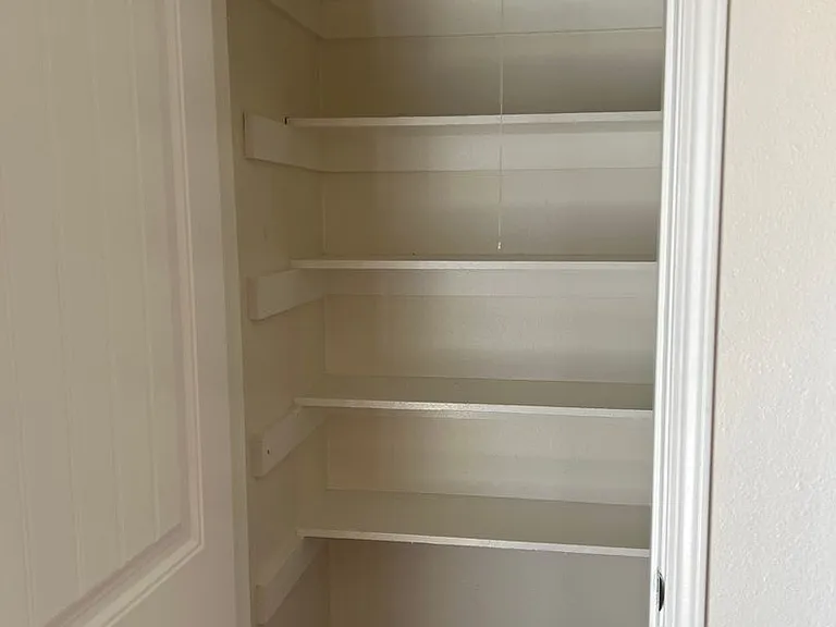 4053 Wilson Ave — Photo 2