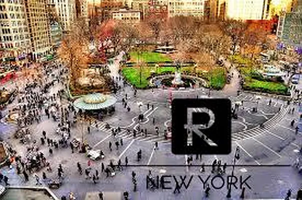 Sold by R New York | media 18