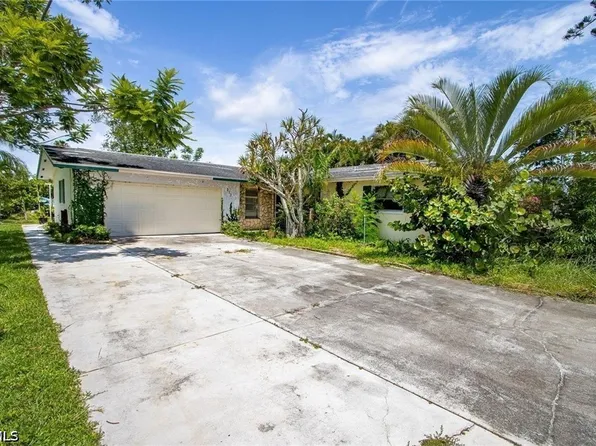 2137 Saint Croix Ave, Fort Myers, FL 33905