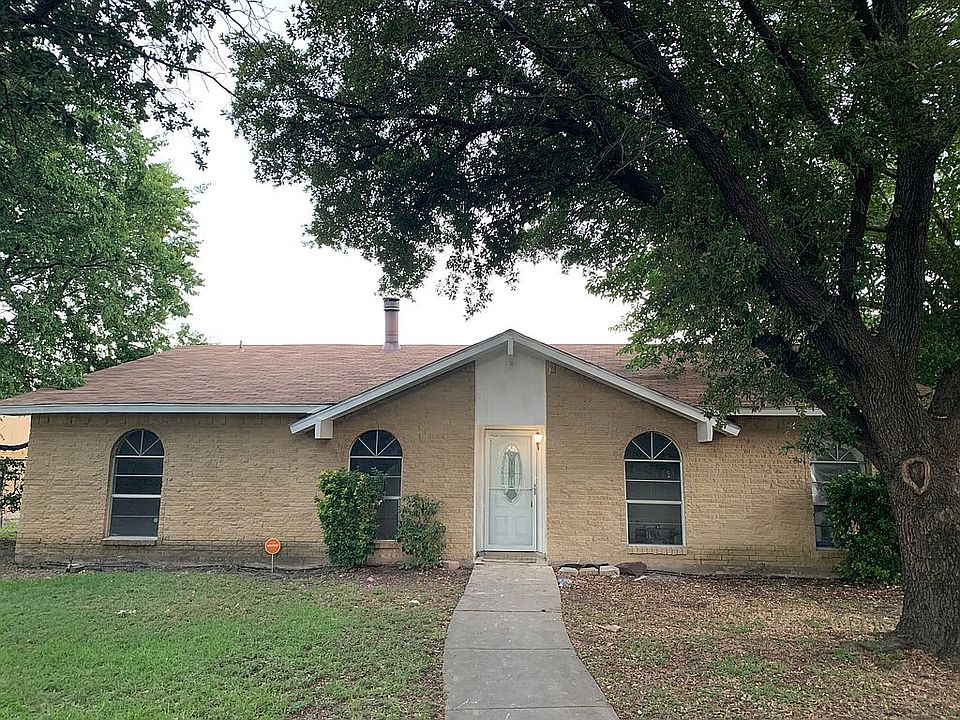 1st image of 737 Pinoak Dr