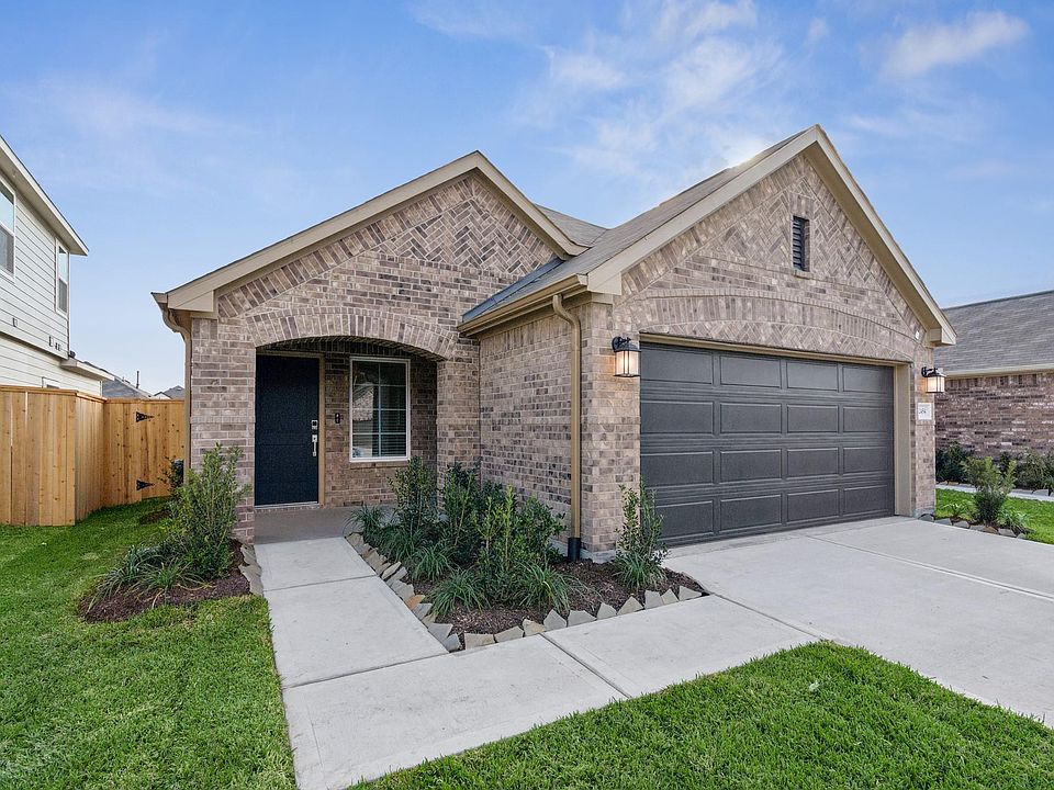 1st image of 22454 Douglas Ct