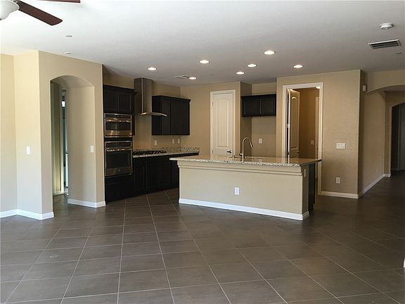 4th image of 247 Harwood Heights Ct Lot 6