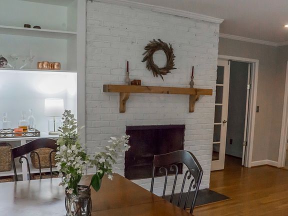 4th image of 111 Eastwood Cir