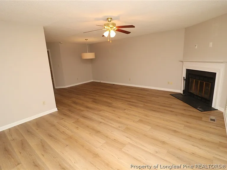 118 Planetree Ln — Photo 7