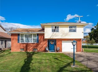 325 North St, Duncan Falls, OH 43734