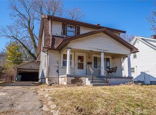 423 Sandalwood Dr, Dayton, OH 45405