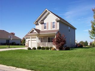 1742 Spring Meadow Ln, Racine, WI 53406