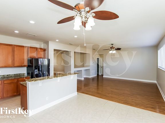 5th image of 2288 Santa Maria Ave SE