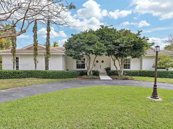 15801 SW 77th Ct, Palmetto Bay, FL 33157