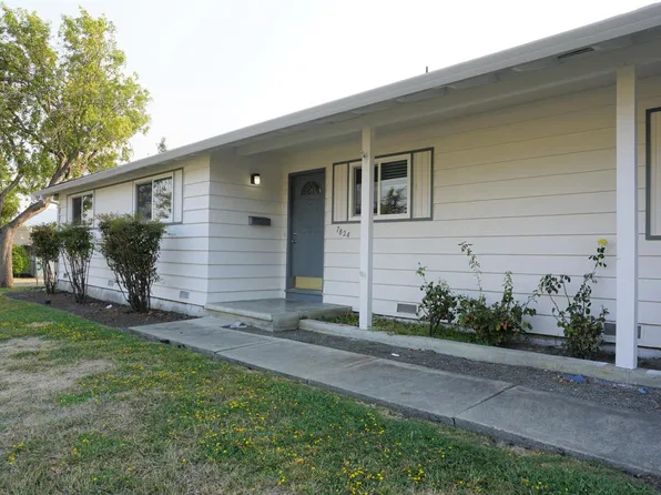 7824 Peppertree Rd, Dublin, CA 94568