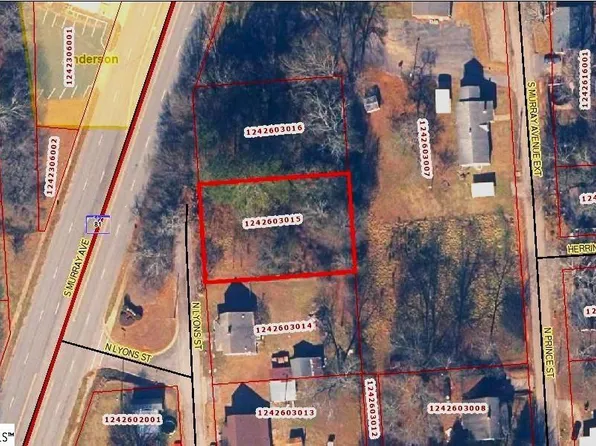 3 N Lyons St, Anderson, SC 29624