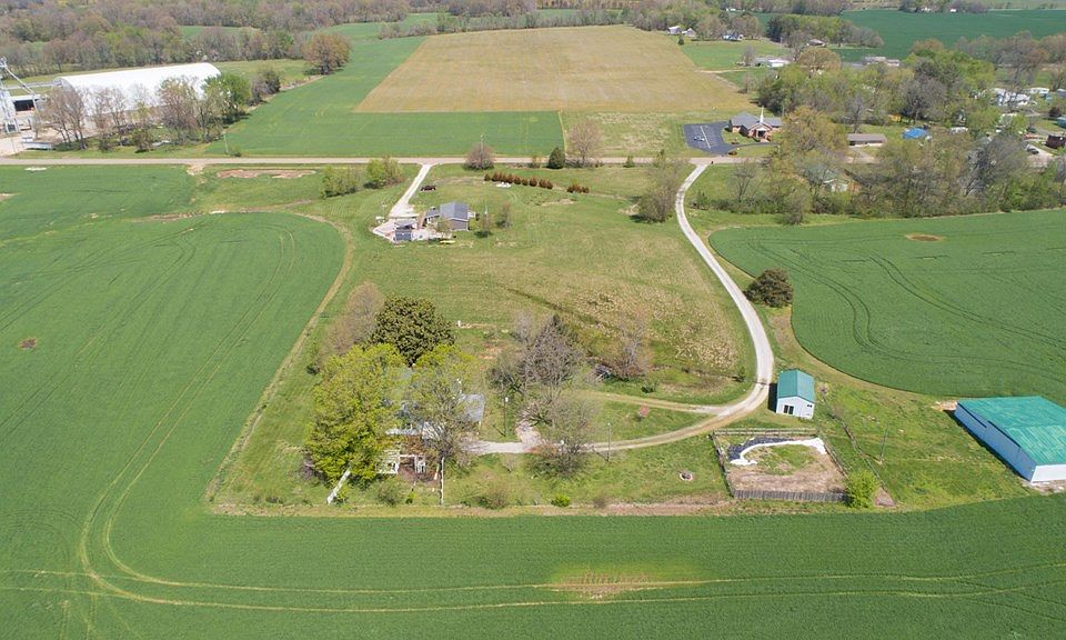 10665 Highway 54, Paris, TN 38242 Zillow